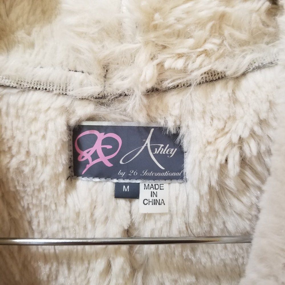 Ashley by 26 Internationa Faux Suede Shearling Vest Size M - Picture 3 of 5